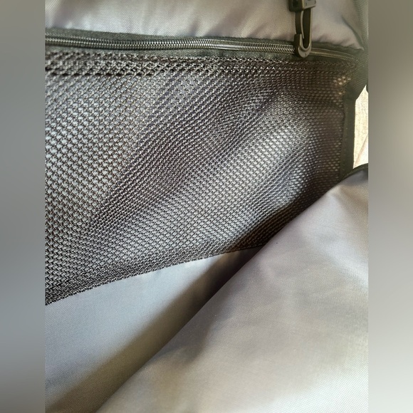 NWT- Adidas  Prime Blend sling Backpack - Gray/Black - Picture 8 of 9